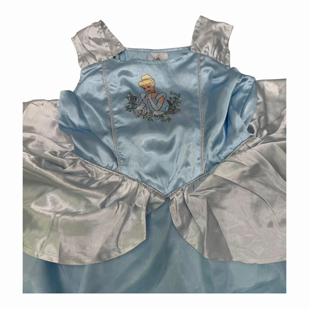 Disney store Girl Cinderella Nightgown Dress Blue Size 7/8